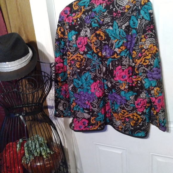 ITEM EYES JACKET - Picture 2 of 6